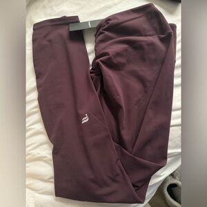 Fabletics Leggings in Deep Maroon